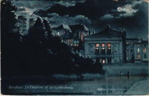 CPA VERDUN - Le theatre et la cathedrale (118943)