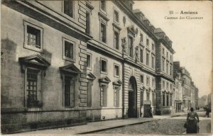 CPA AMIENS Caserne des Chasseurs (121204)