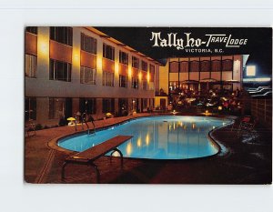 Postcard Tally Ho-TraveLodge, Victoria, Canada