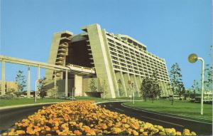 Disneyland, Contemporary Resort