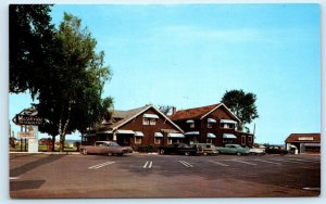 WEST SCARBORO, Maine ME ~ Roadside MARSHVIEW RESTAURANT 1950s Cars Postcard