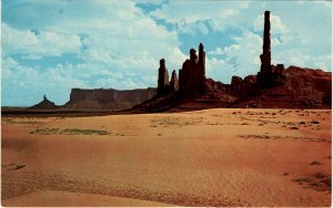 Totem Pole, Monument Valley, Arizona-Utah border, sandstone Postcard