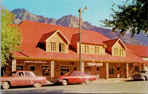Kootenai Lodge And Gift Shop Waterton Lakes Alberta Unused Postcard H1