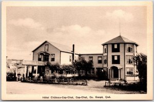 Hotel Chateau Cap-Chat Company Gaspe Que Canada Tourist Vacation Postcard