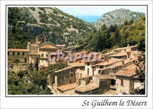 Modern Postcard St Guilhem le Desert