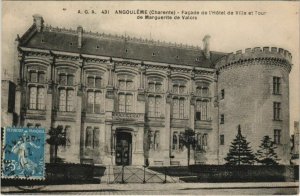 CPA Angouleme- Hotel de Ville et Tour de Marguerite de Valois FRANCE (1073722)