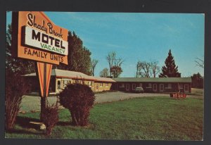 Canada Ontario PETERBOROUGH Shady Brook Motel on Highway #7 TV Phones ~ Chrome