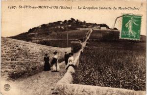 CPA St-CYR-au-MONT-d'OR - Le Grapillon montée de Mont-Cindre (572682)