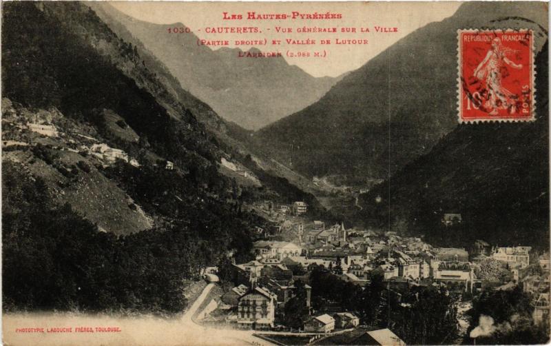 CPA CAUTERETS - Vue générale la Ville et Vallée de Lutour L'Ardiden (281252)