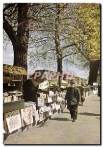 Modern Postcard The Paris booksellers