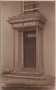 Wales Postcard - Llanfairpwllgwyngyll Post Office Entrance RS32872