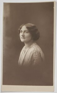 RPPC Lovely Woman Wavy Hair Portrait c1930 Postcard G26