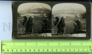 410086 JAPAN Fujiyama Lake Motosu brushwood gatherers 1906 White Co STEREO PHOTO