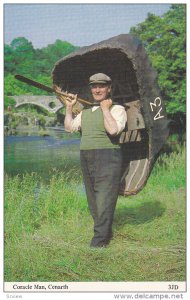 Coracle Man, CENARTH, Wales, UK, 1940-1960s