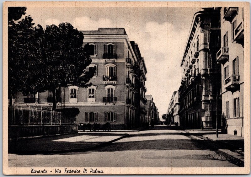 VINTAGE POSTCARD CONTINENTAL SIZE FREDERICO DI PALMA AVENUE TARANTO ITALY 1930s