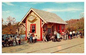 Postcard DE Greenbank - Wilmington and Western Railroad station