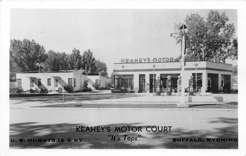 H7/ Buffalo Wyoming Postcard RPPC c40s Keahey's Motor Court Roadside