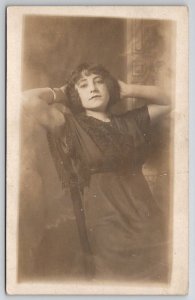 RPPC Lovely Edwardian Woman Sexy Pose Inviting Eyes Portrait Postcard M27