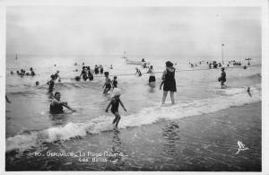 US2263 France Deauville La Plage Fleurie Les Bains Beach Strand