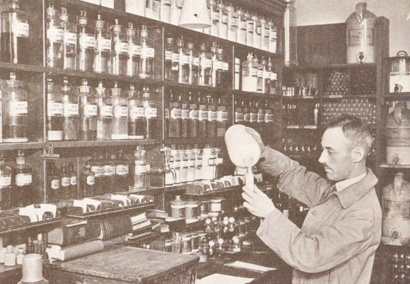 Royal Mail Chemist Dispensary For Staff Postman During 1930s Postcard