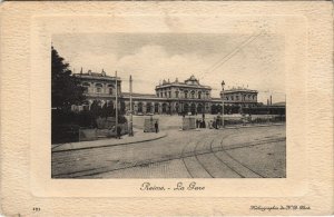 CPA REIMS la Gare (991027)