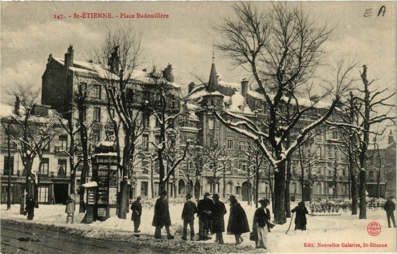 CPA St-ÉTIENNE Place Badouillere (400040)