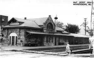 Warrensburg Missouri MoP Depot Train Station Real Photo Vintage Postcard AA61395