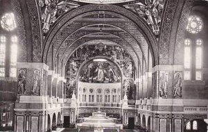 France Lisieux La Basilique de Lisieux Vue d'ensmble