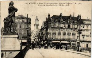 CPA ANGERS - Rue et Statue Beaurepaire - Pont de Verdun - Stréet and (296704)