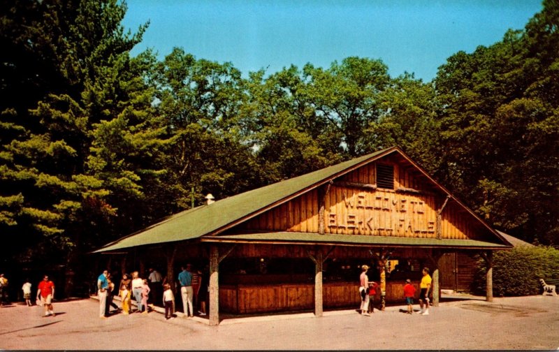 Pennsylvania Bushkill Falls Gift Shop & Patio Restaurant