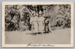 Native American Indian Girls Beaded Fez Caps Plateau Bag Puppy Postcard U25