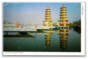 Kaohsiung Tsuoying Lotus Pond Kaohsiung China UNP Chrome Postcard S7
