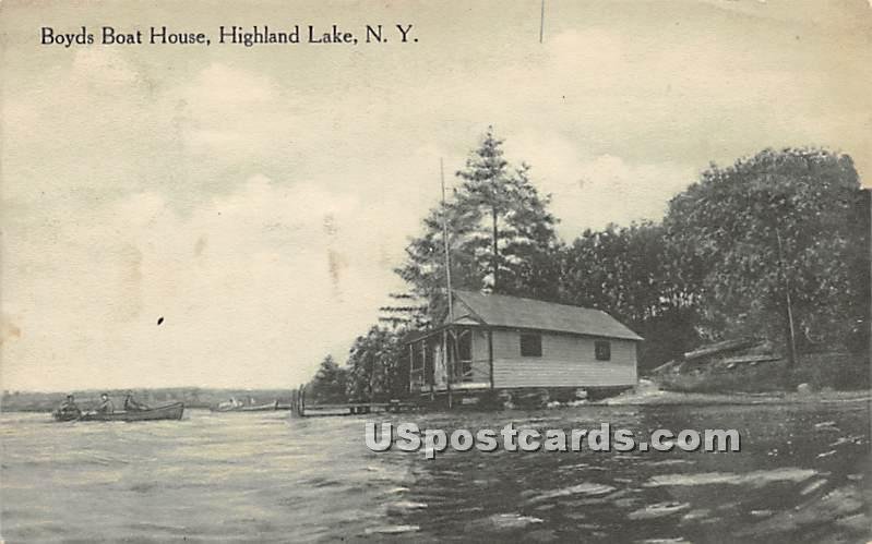 Boyds Boat House - Highland Lake (Venoge, New York)