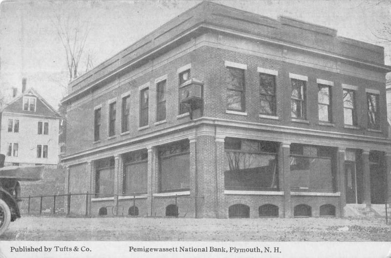Plymouth New Hampshire view of Pemigewassett Natl Bank antique pc Z26097