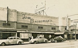 Postcard RPPC View of Tom Brenaman's Restaurant in Hollywood, CA.     L5