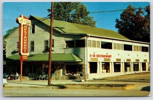 Vintage Postcard S & M Restaurant Building Corner Street Gatlinburg Tennessee TN