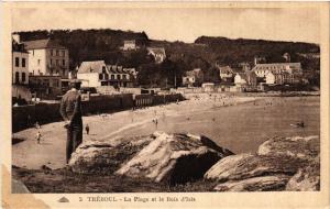 CPA TRÉBOUL - La Plage et le Bois d'Isis (457661)