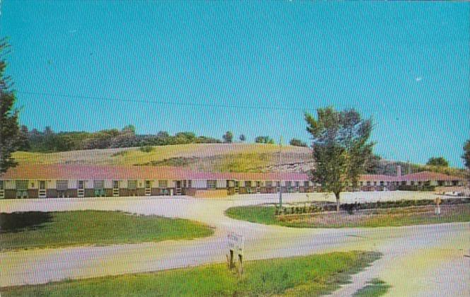 Iowa Decorah Decorah's Deluxe Motel