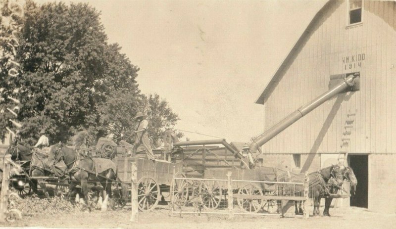 C.1917 RPPC Trashing At Kidd Farm Triumph, IL Postcard P165 