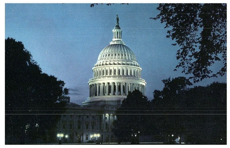 The National Capitol Building, Washington, D.C. American Airlines Postcard