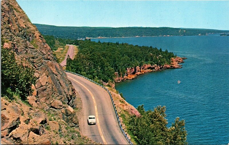 Silver Cliff Lake Superior Circle Route Old Car Postcard VTG UNP Vintage Unused 