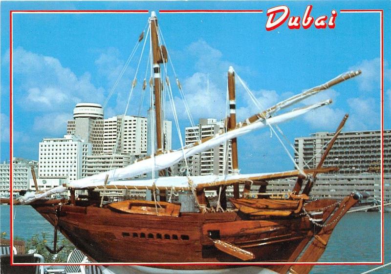 BC59770 bateaux ships at Dubai