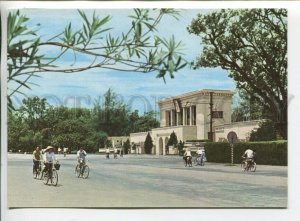 456547 VIETNAM Hanoi Ba Dinh square postcard