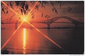 Sunset View, Bridge, Pont Laviolette, Trois-Rivieres, Quebec, Canada, PU-1984
