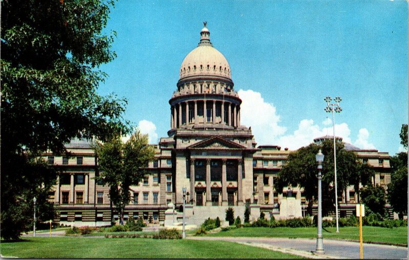 Idaho State Capitol Boise Idaho ID Front Street View Greenery Flags Postcard UNP