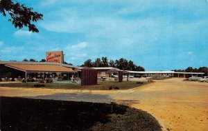 ALBANY, Georgia GA   JAMES RIVER MOTEL~TERRACE RESTAURANT  Roadside  Postcard