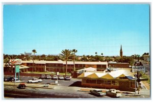 c1960's Maricopa Inn Motor Hotel Guggy's Coffee Cars Mesa Arizona AZ Postcard