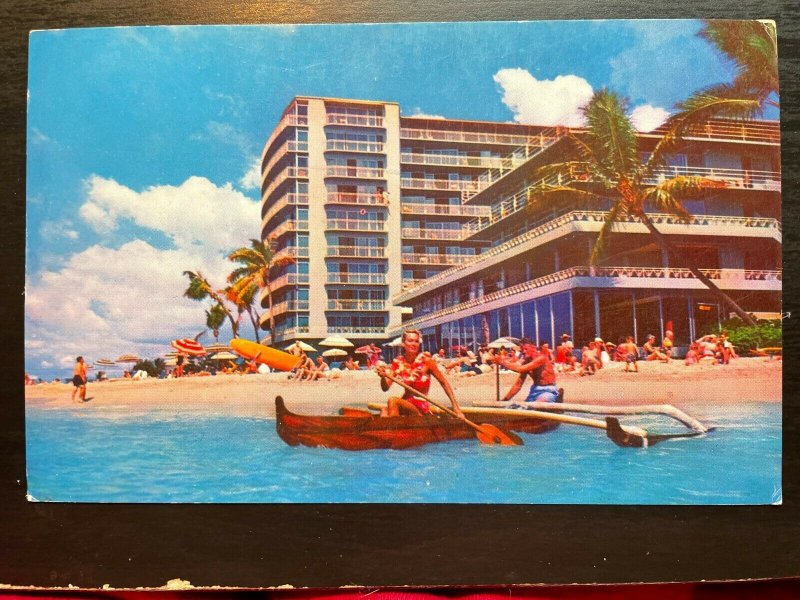 Vintage Postcard 1960-1970 The Reef Hotel Beach at Waikiki Honolulu Hawaii (HI)