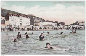 BOULOGNE-SUR-MER , France , 00-10s ; L'Heure du Bain