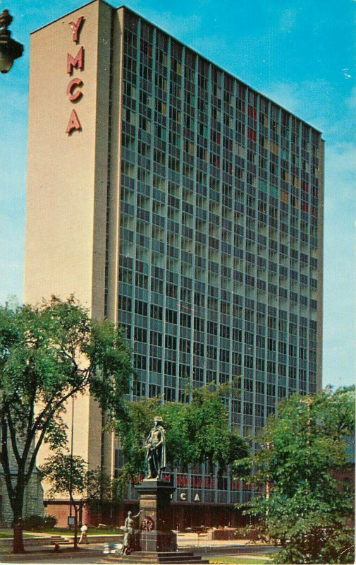 Postcard New Central YMCA, Milwaukee, WI